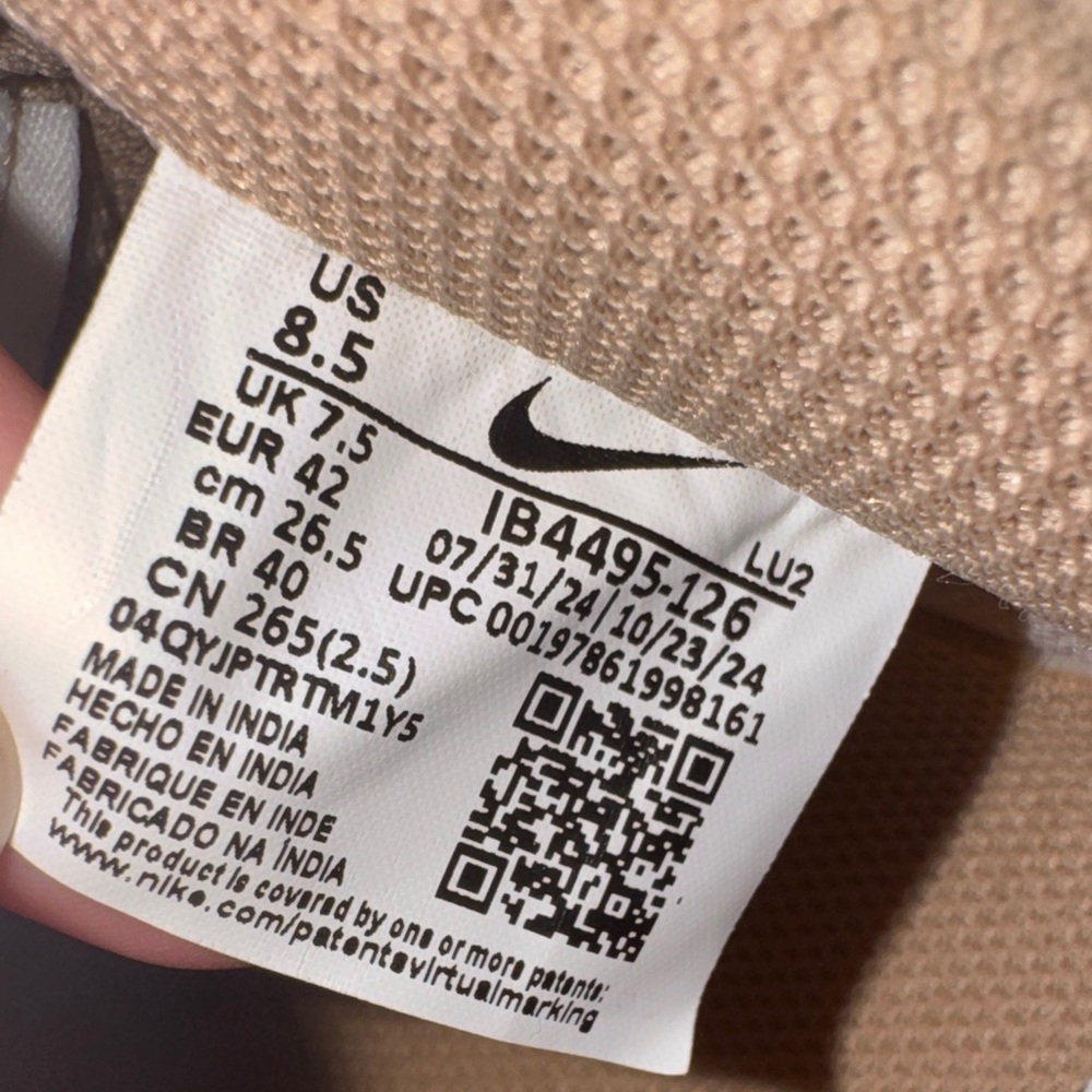 NWT - Nike Sanddrift Women's Size 8.5 - Picture 6 of 6